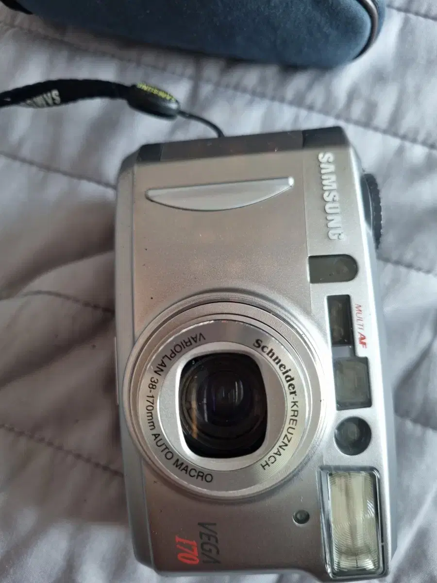 Samsung VEGA 170, like new, 380,000 to 1,700,000 KRW