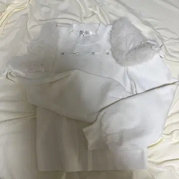 evelyn 퍼 숄더 니트 OW