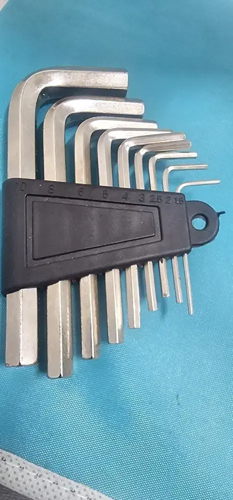 9 Hex Wrenches