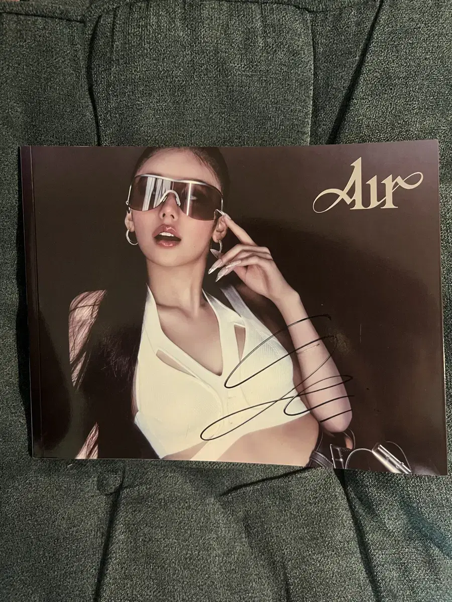 ITZY YEZI itzy yeji autographed albums sell a b