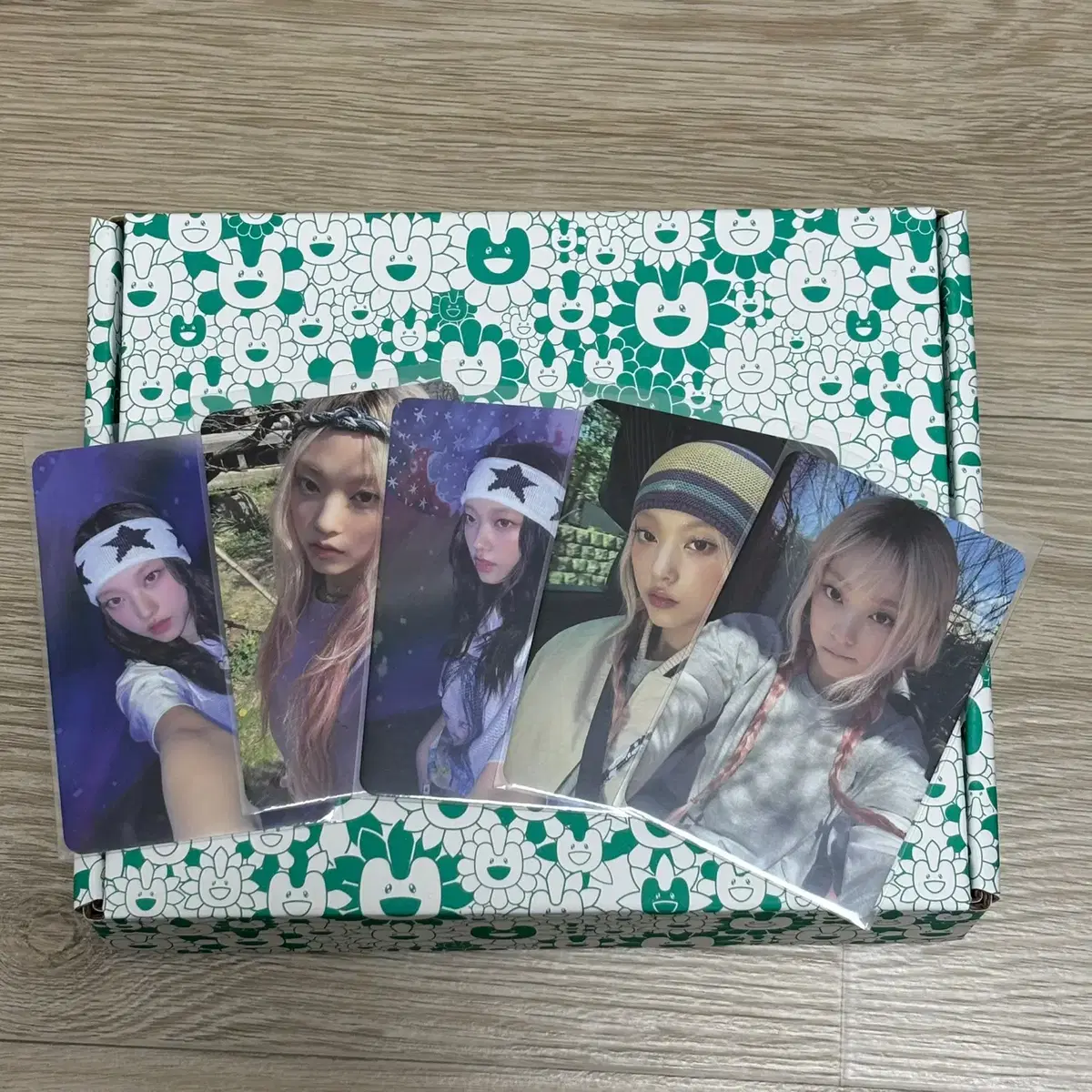 뉴진스 해린 슈퍼내추럴 앨범 판매(포카 포함)
