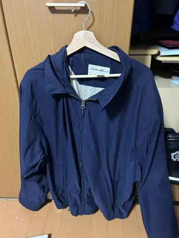 네이비 후드 부착 집업 자켓