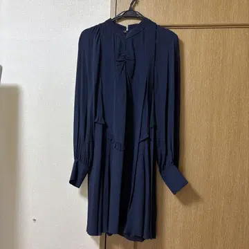 새상품급! 누메로 원피스 실크 네이비