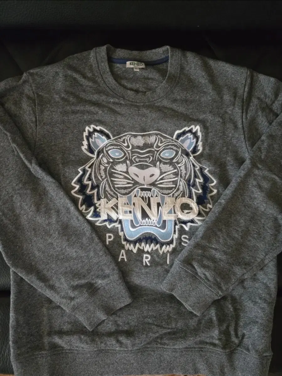Genuine Kenzo Sweatshirt M (100)