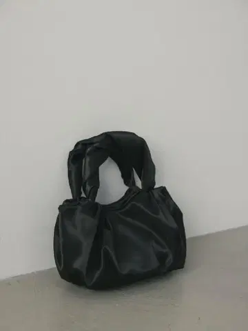 STYLEMIXER 새틴 크럼플 백 새상품급