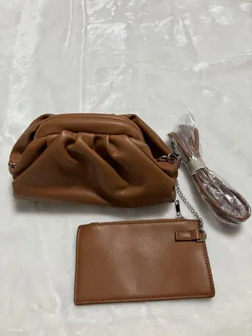 미니 가마구치 숄더백 카멜