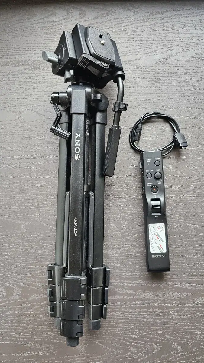 SONY Genuine Sony VCT-VPR1 Remote Control Tripod