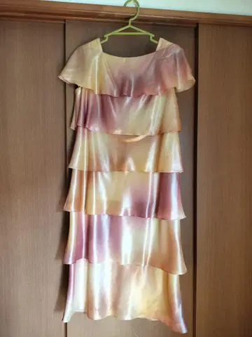 TOKYO SOIR 그라데이션 프릴 드레스 13호