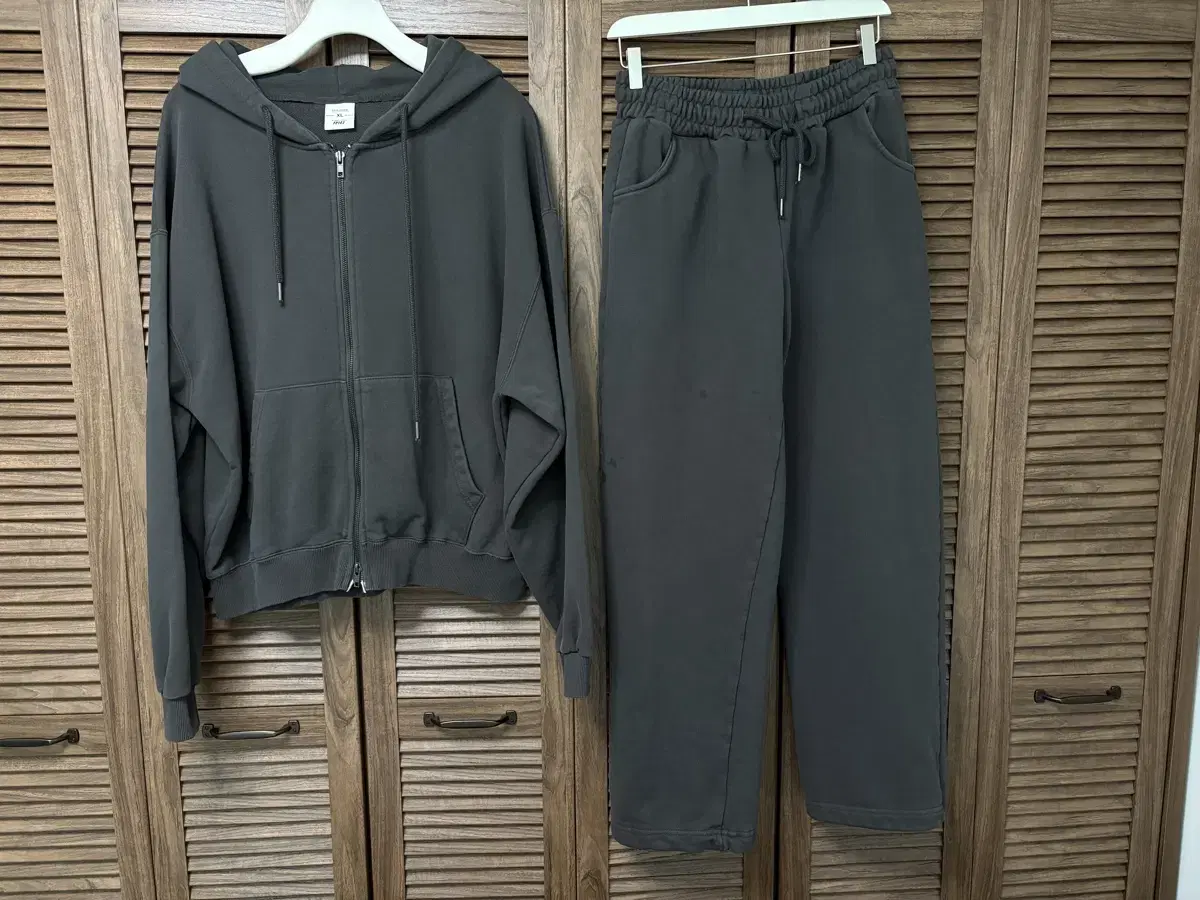 (XL,L) PefleXZuu Sweat Setup