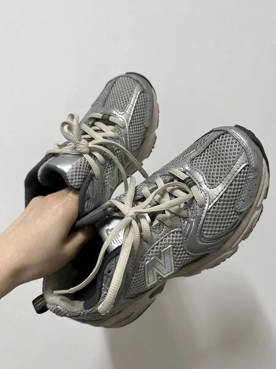 뉴발란스 530 어스
