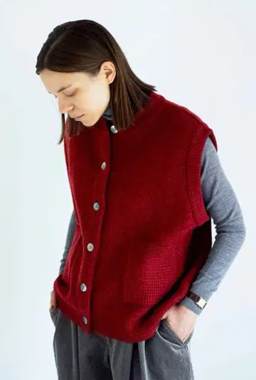 YASHIKI [22AW] Yukiiro Vest(BURGUNDY)