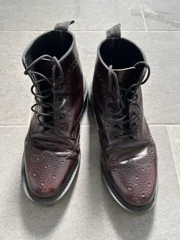 Loake 윙팁 레이스업 부츠 사이즈 7