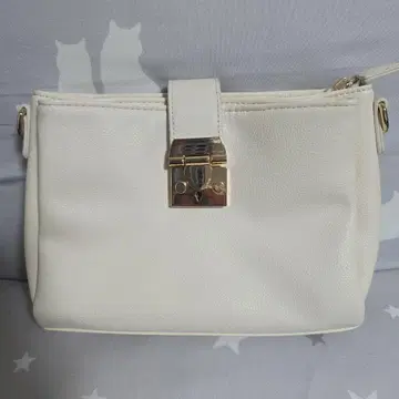 화이트 메신저 백 합성 피혁 White Messenger Bag