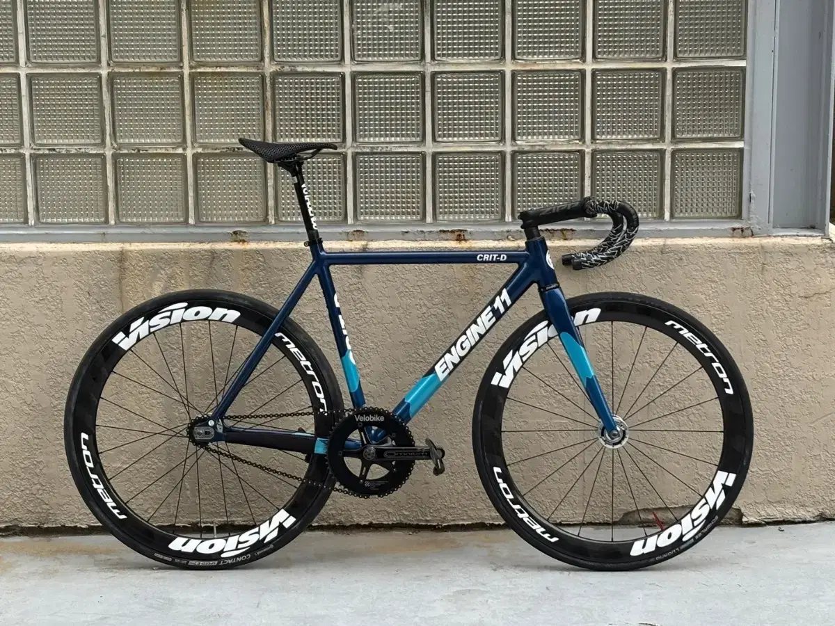Vector Forza Mark 2 New Refurbished/Loan Quick sale due to circumstances only this zuu