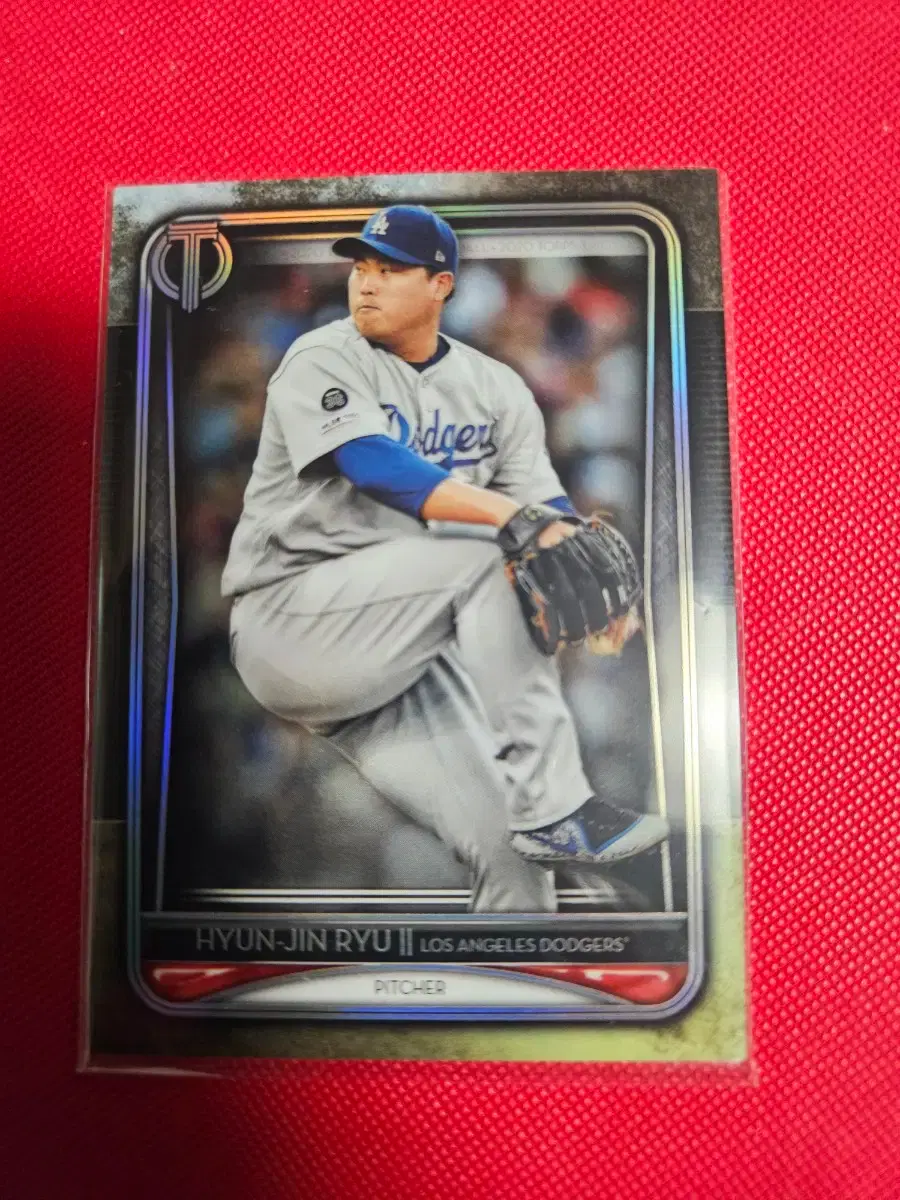 류현진 2020 Topps Tribute base 카드