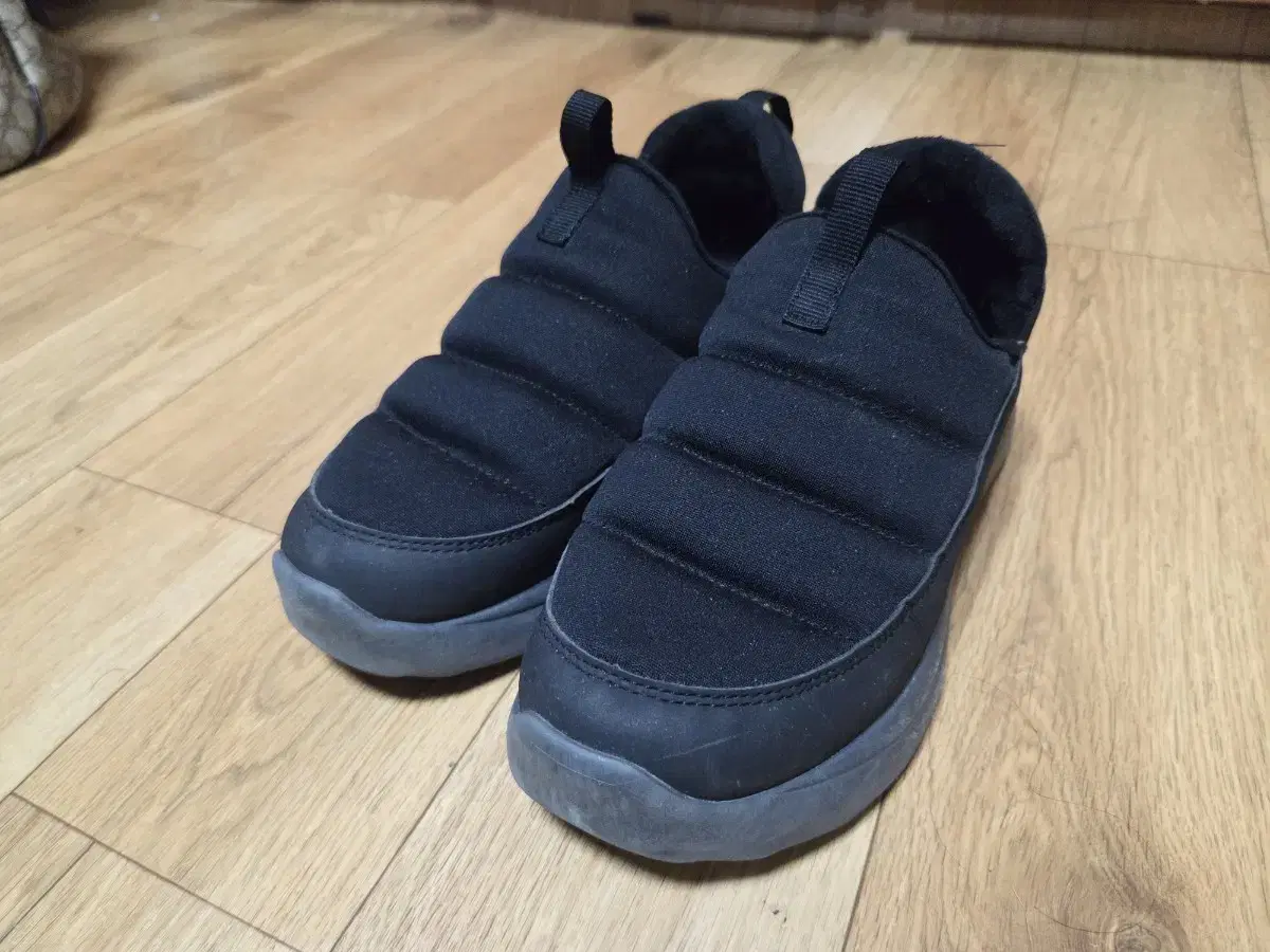 BLACKYAKBlackyakWomen's and Kids' Junior Trainers230 in stock