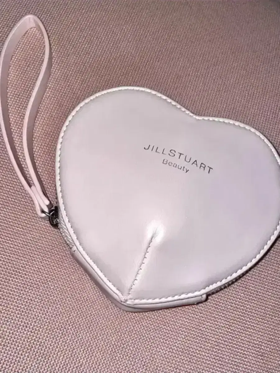 Jil Stuart Beauty Heart Pow