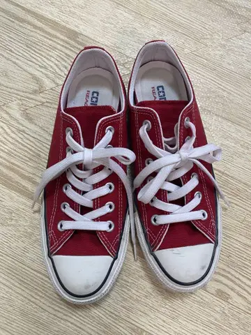 컨버스 올스타 척 테일러 빨간색 스니커즈