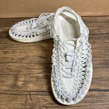 (K25038) KEEN 유니크 샌들 24.5cm 화이트