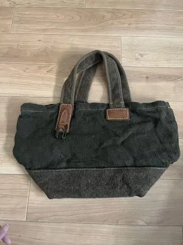 A REINCARNATION 키 토트백 새상품급