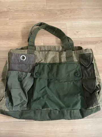 새상품급 A REINCARNATION 키 토트백