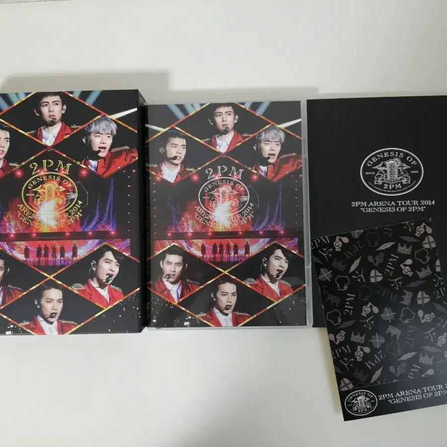 Sold in bulk] 2PM junho - 2PM 1st CONCERT DVD+Photobook on