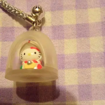 레트로 헬로키티 돔형 스트랩 네즈케 새상품급!