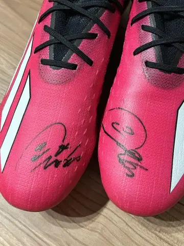 축구 사인 포함 스파이크 카시와 레이솔