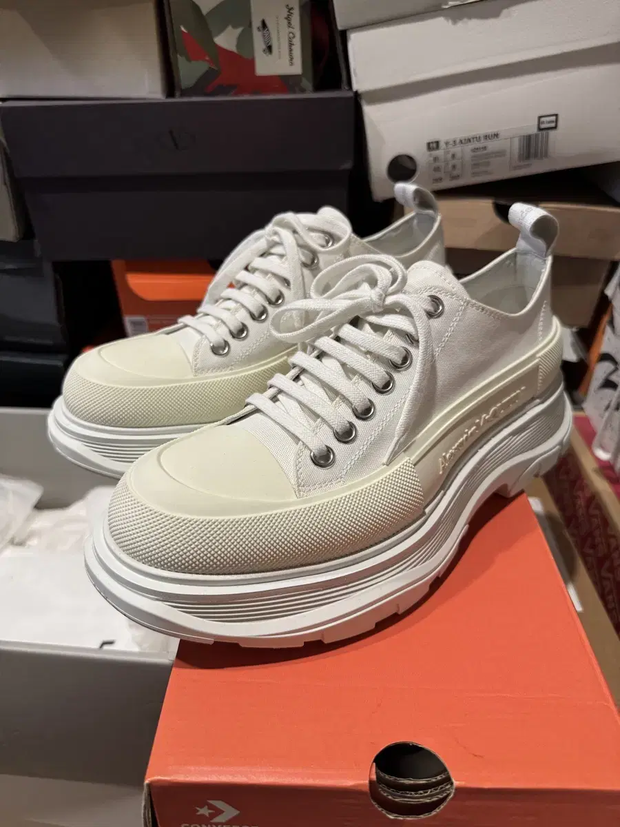 Alexander McQueen Treadslick 40