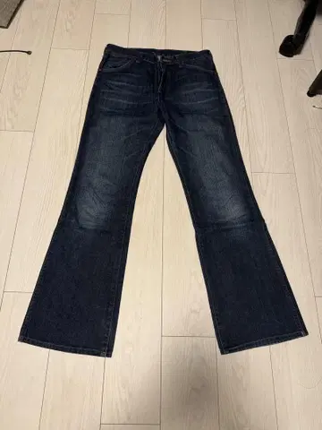 Wrangler 부츠 컷 플레어