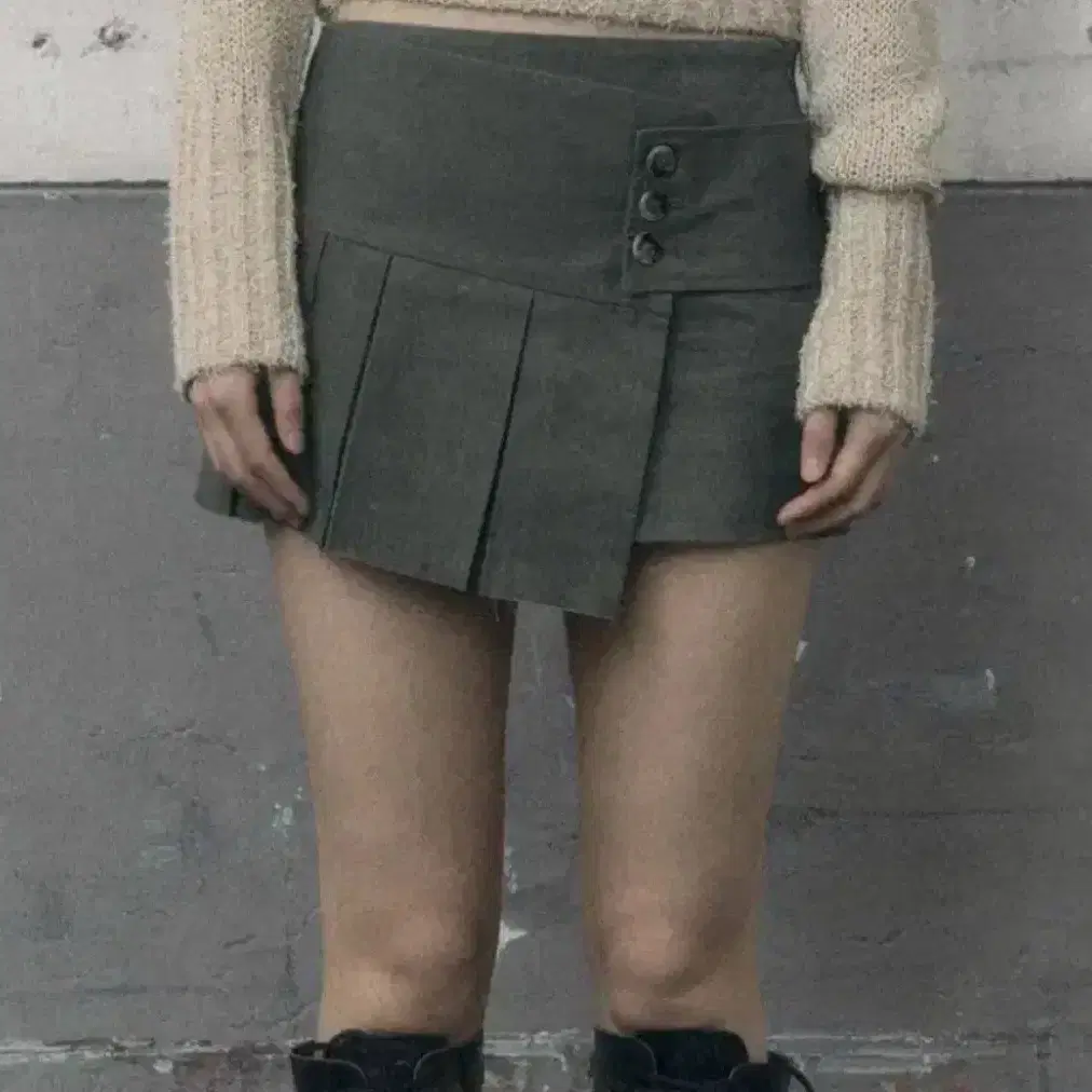 BOHEMIAN SEOUL | 보헤미안서울 Bohemian Seoul Pleated Wrap