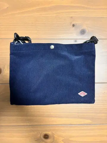 단톤 코듀로이 사코슈