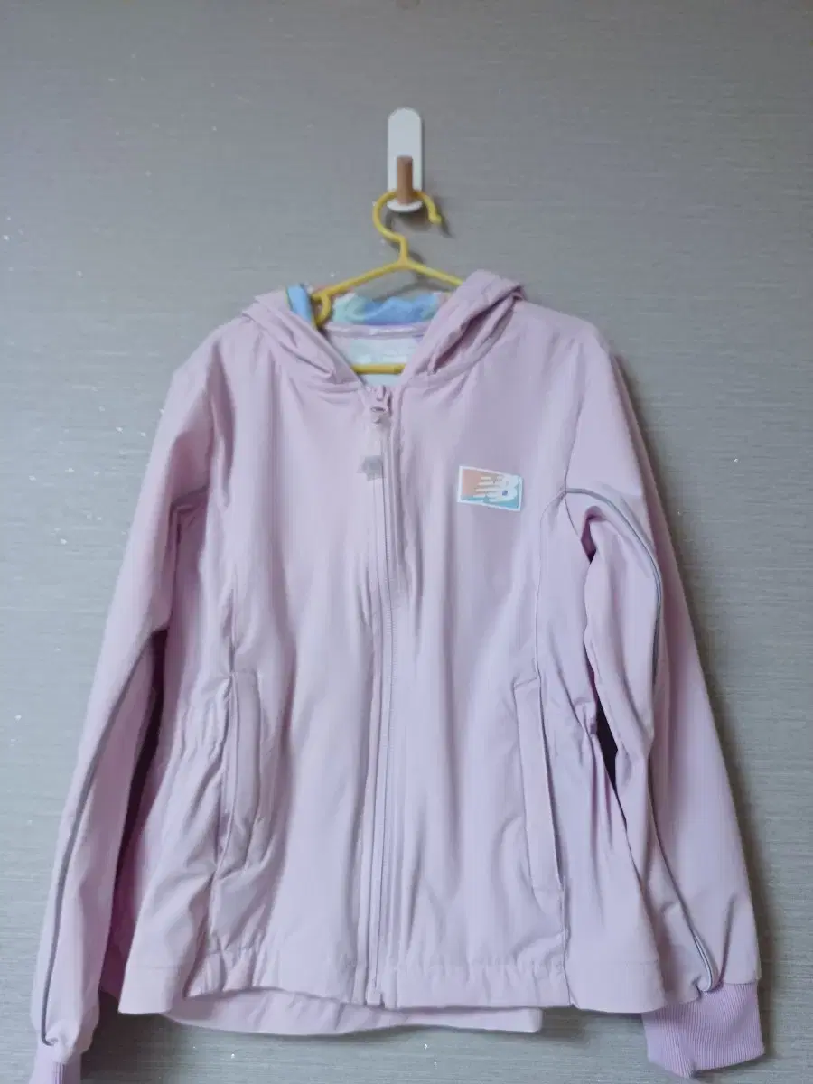 New Balance Skz Hooded Rashguard No. 130
