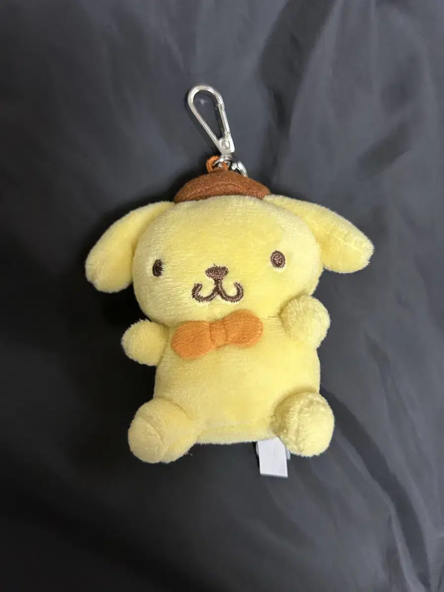 Sanrio Pompompurin 8cm keyring doll
