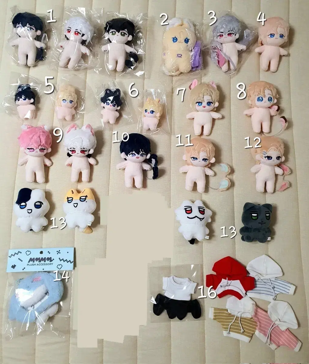 PLAVE doll, Outfit (Nya PLAVE, Han-ip Mat-hyung-je, Ppok Bamby, Jjang Lay-ve)
