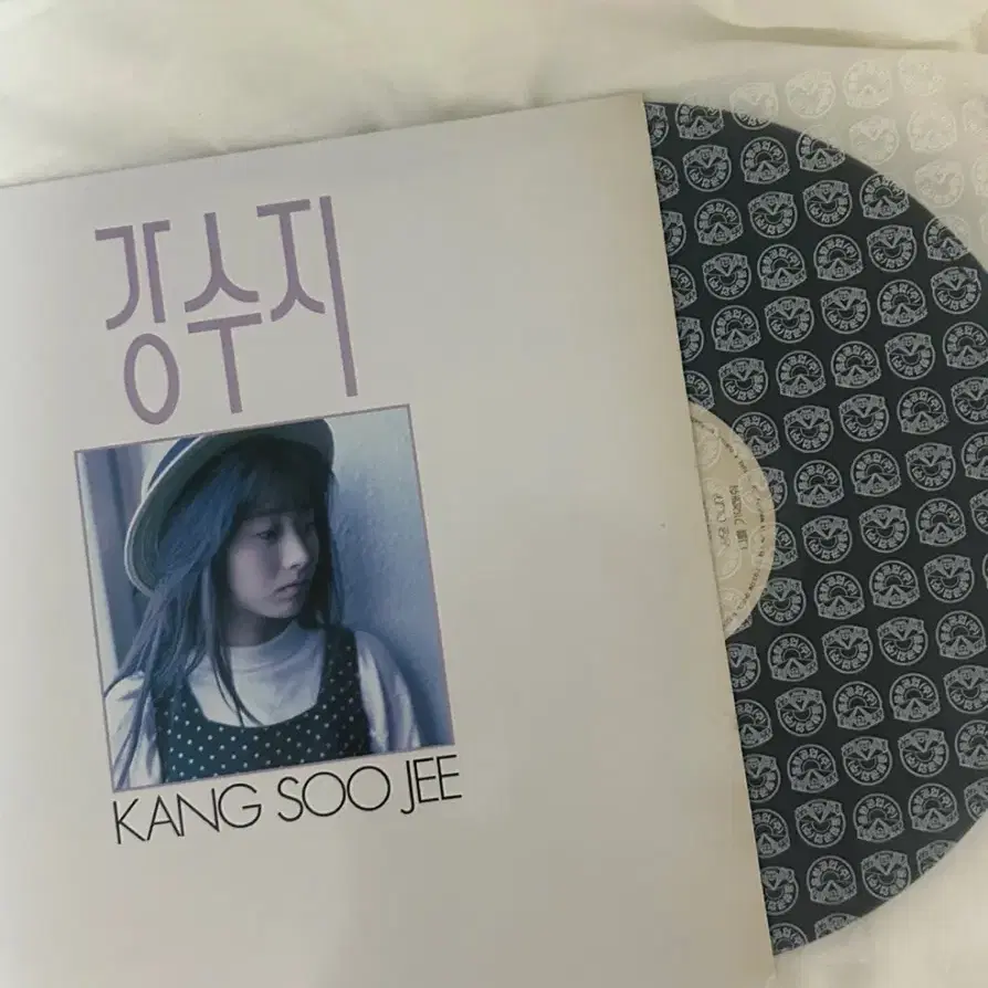 スージー・カン Susie Kang 강수지紫色の香り 보라빛 향기　LP Stream 강수지 - 보라빛 향기 // Kang Soo Jee - Violet Fragrance by