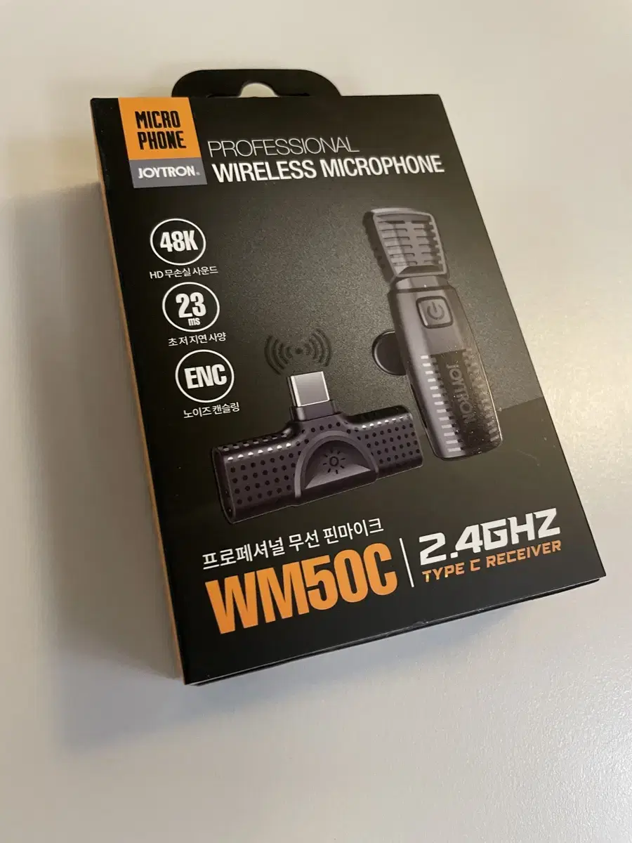 Joytron WM50C Wireless Microphone