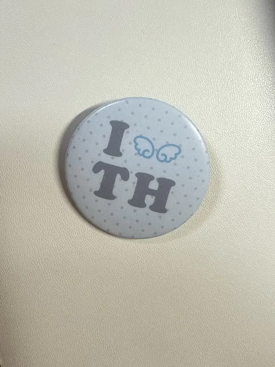 투바투 태현 아이러브 뱃지