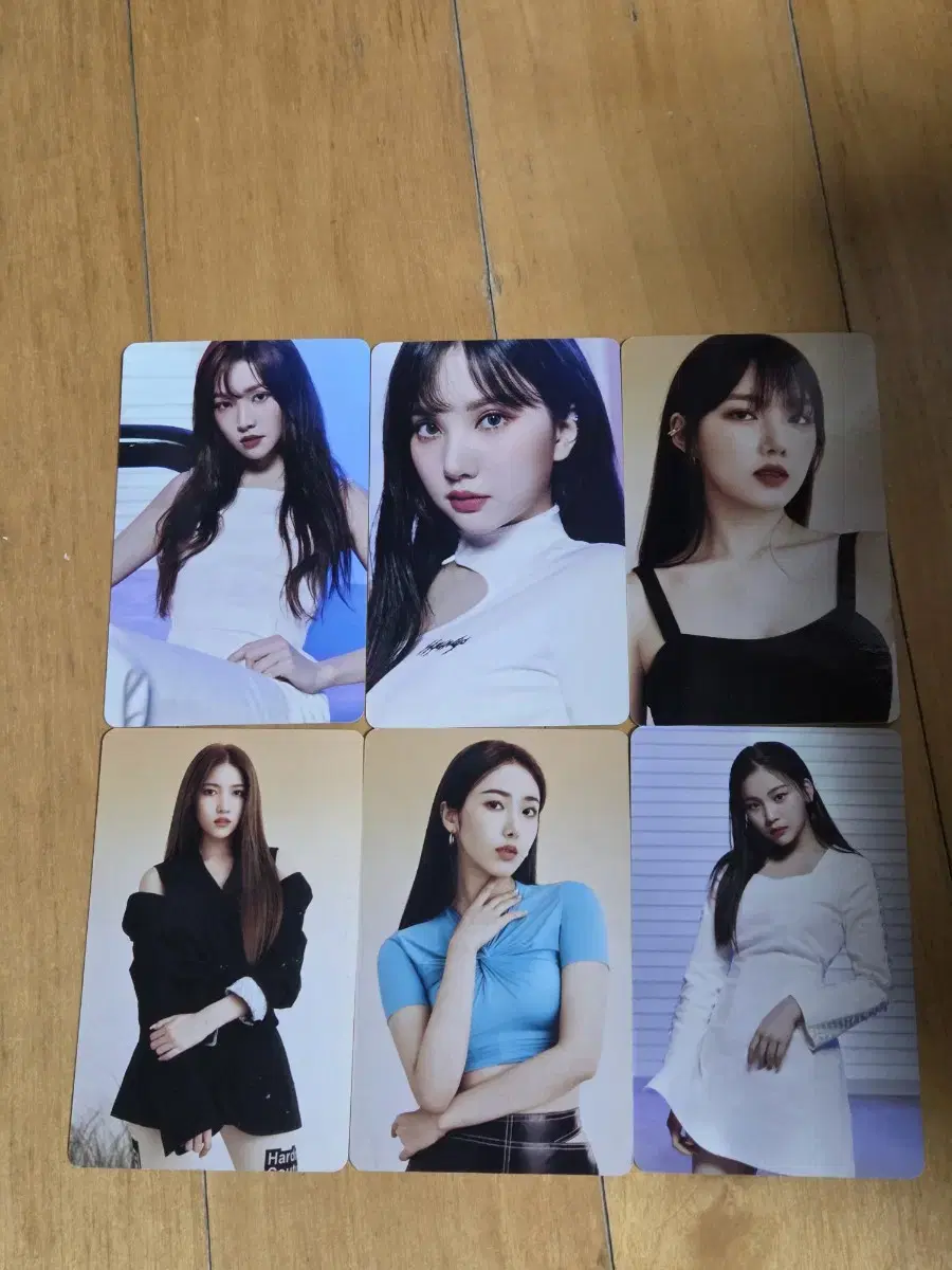 여자친구 열대야 포카 양도합니다.