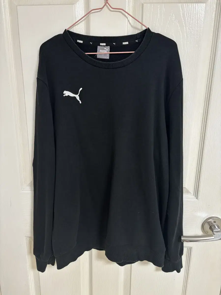 Brand sweatshirts and hoodies sell (more to be added)