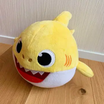 베이비 샤크 여기저기 춤추는 봉제 인형
