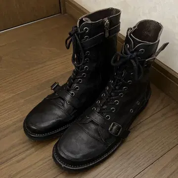 가죽 미들 컷 엔지니어 부츠 블랙