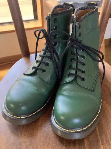 Dr. Martens 닥터마틴 8홀 그린