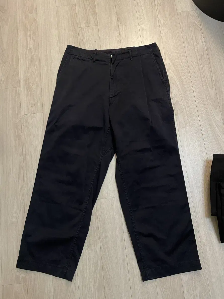 Nanamica Wide Chino Navy 32