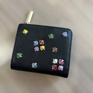 곧 판매 종료 미사용 새상품 katespade 접이식 지갑 스페이드 마크