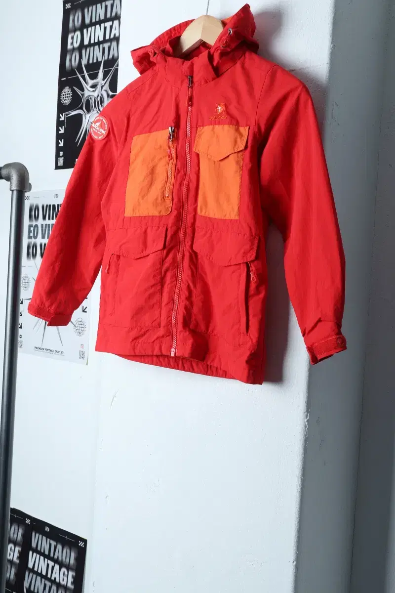 (M) Blackyak Zip-Up Windbreaker Jumper Jacket Children's key Red-129C9