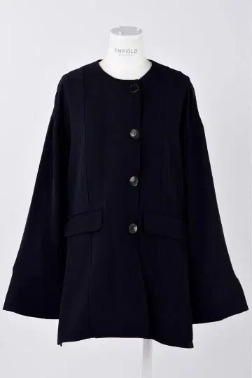 엔폴드 DOUBLE BOX JACKET 이번 시즌 완판템입니다.