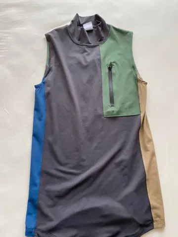 미스터젠틀맨 슬리브리스 수트 티셔츠