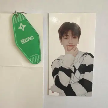 BOYNEXTDOOR 카페 리우