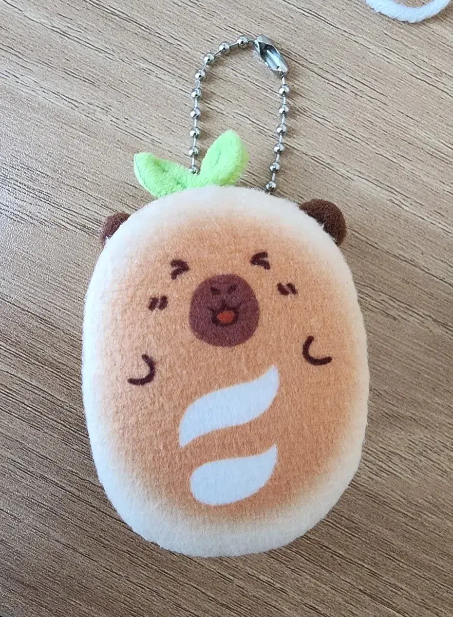 카피바라 바게트 인형 키링